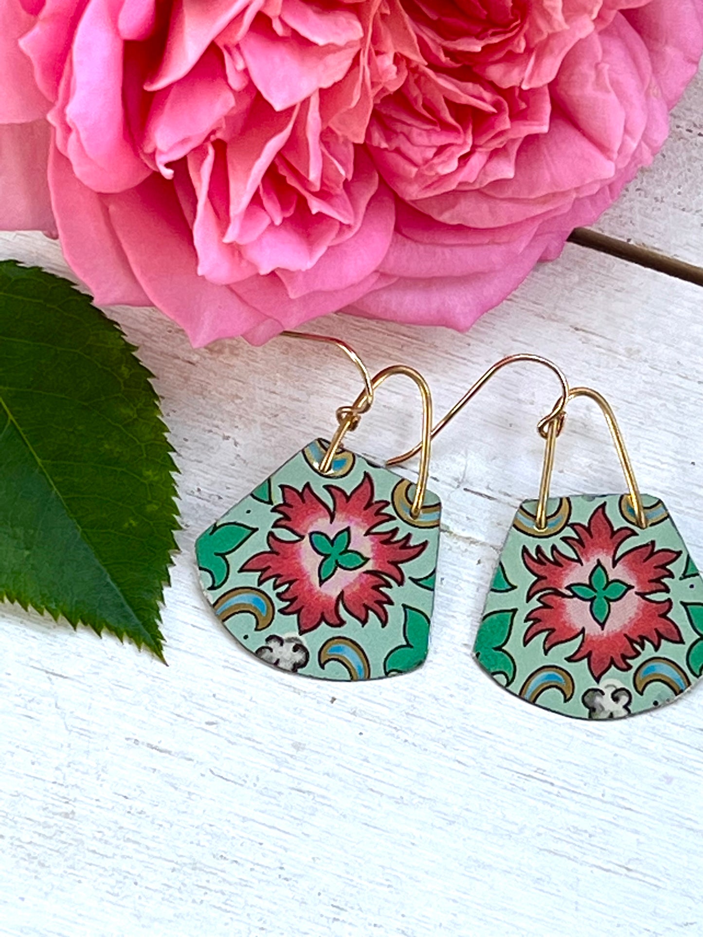 Mint Floral Round Trapezoid Earrings