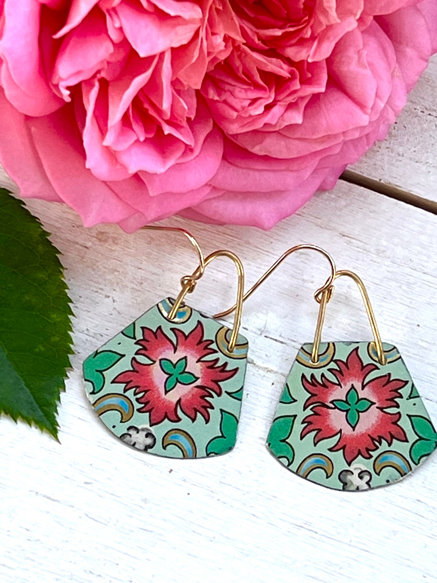 Mint Floral Round Trapezoid Earrings