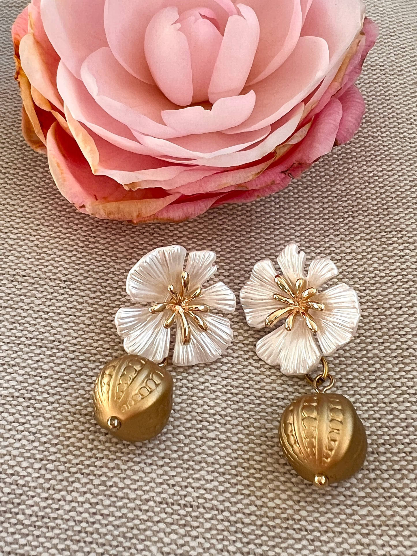 White and Gold Enameled Flower Earrings