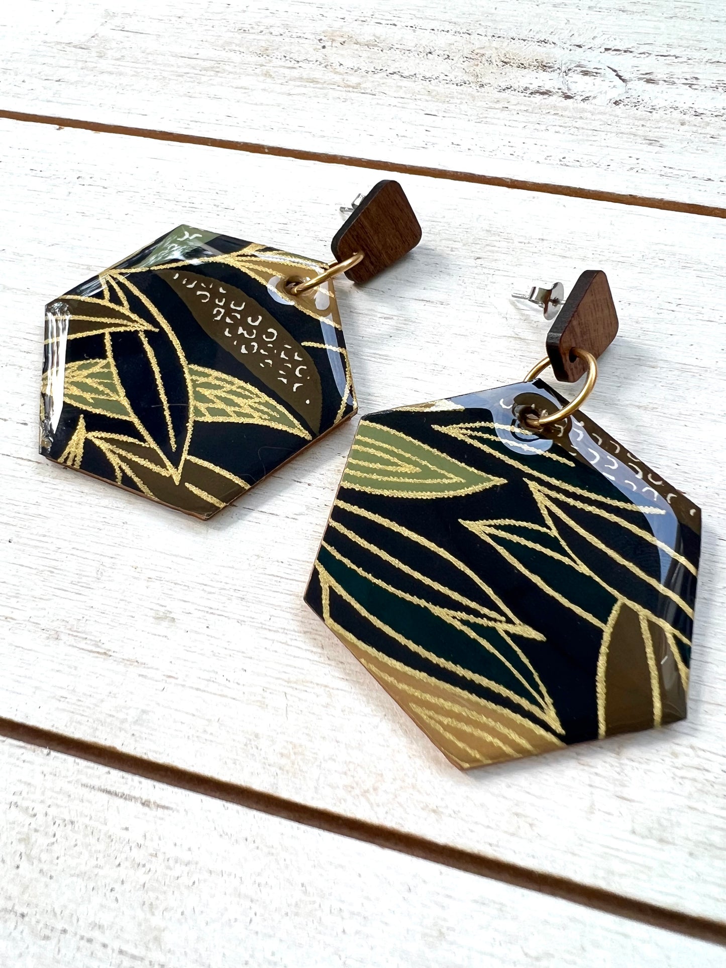 Slender Leaves Honeycomb Chiyogami Earrings