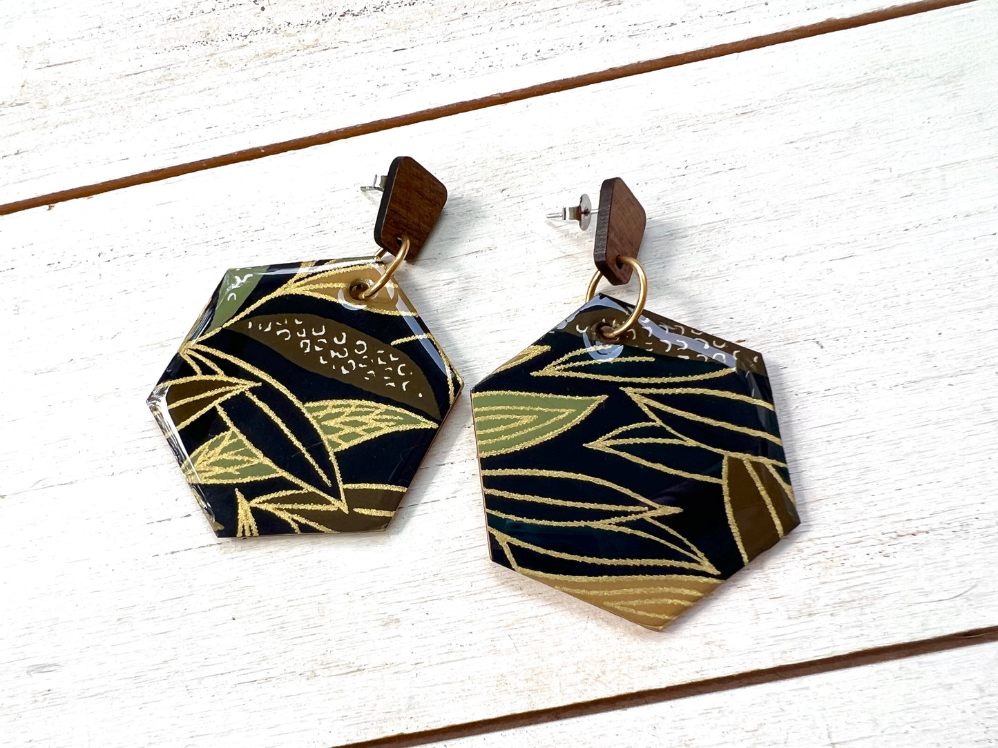 Slender Leaves Honeycomb Chiyogami Earrings