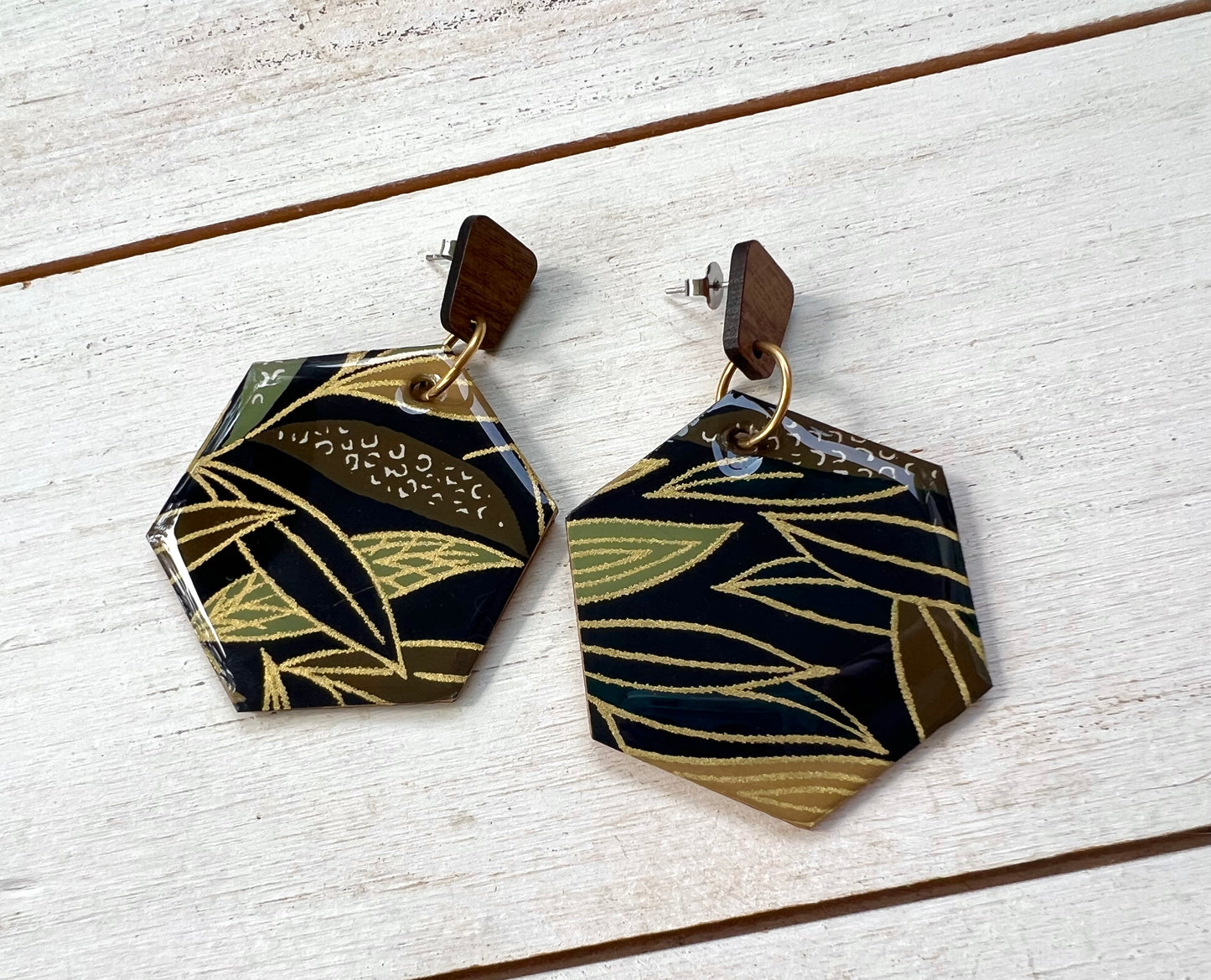 Slender Leaves Honeycomb Chiyogami Earrings