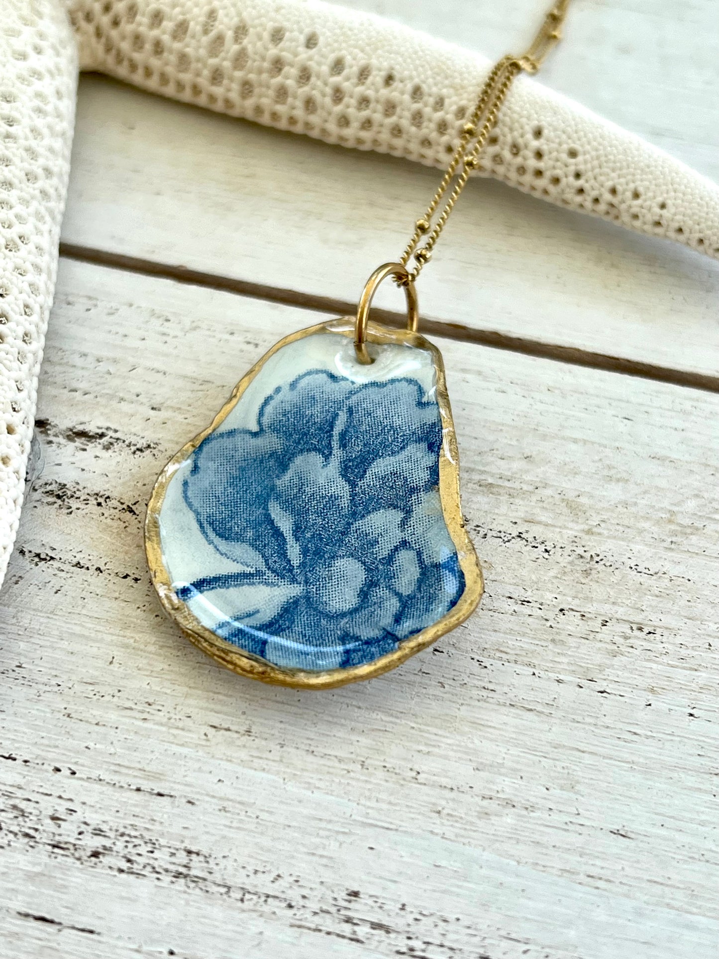 Blue and White Chinoiserie Oyster Shell Necklace