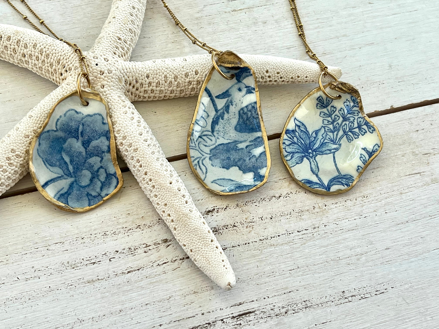 Blue and White Chinoiserie Oyster Shell Necklace