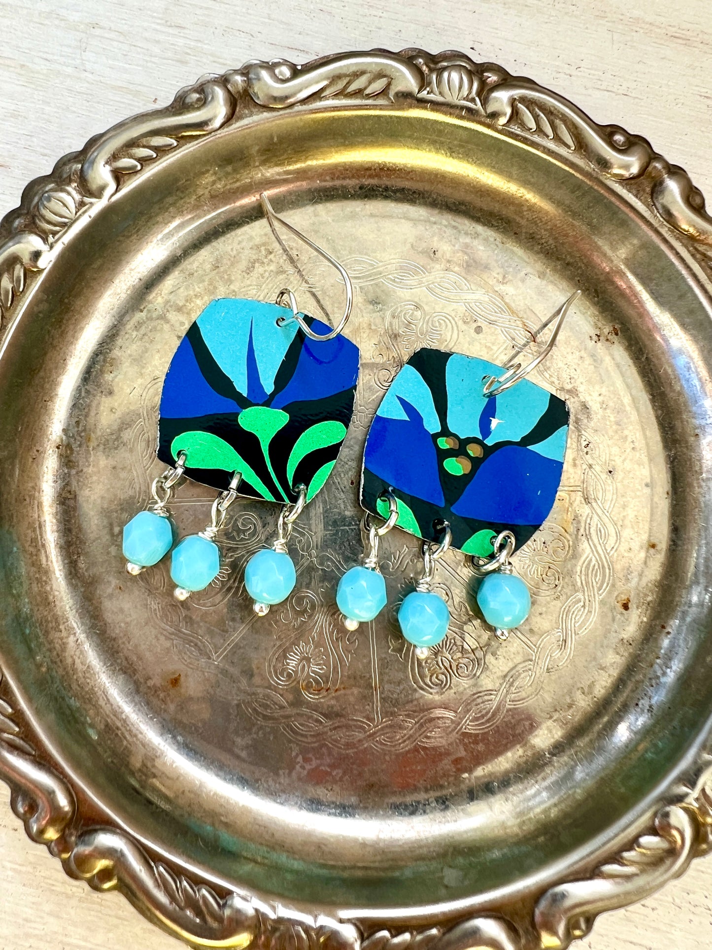 Linnea Collection - Cushioned Square Chandelier Earrings