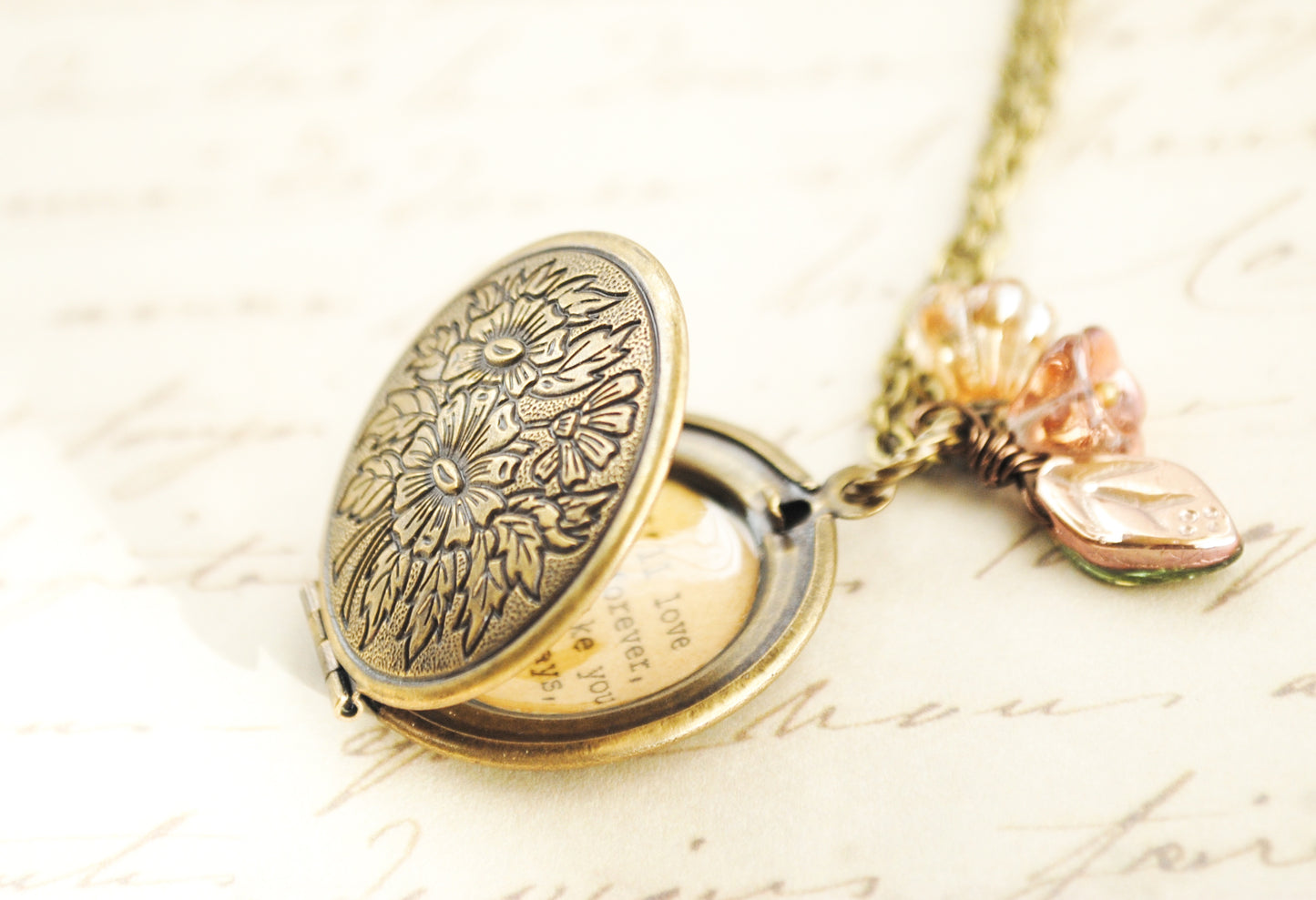 I'll love you forever I'll like you for always - my mommy you'll be - Mother Locket Antique Brass - Mom Quote - Quote Lockets - Mom and Me
