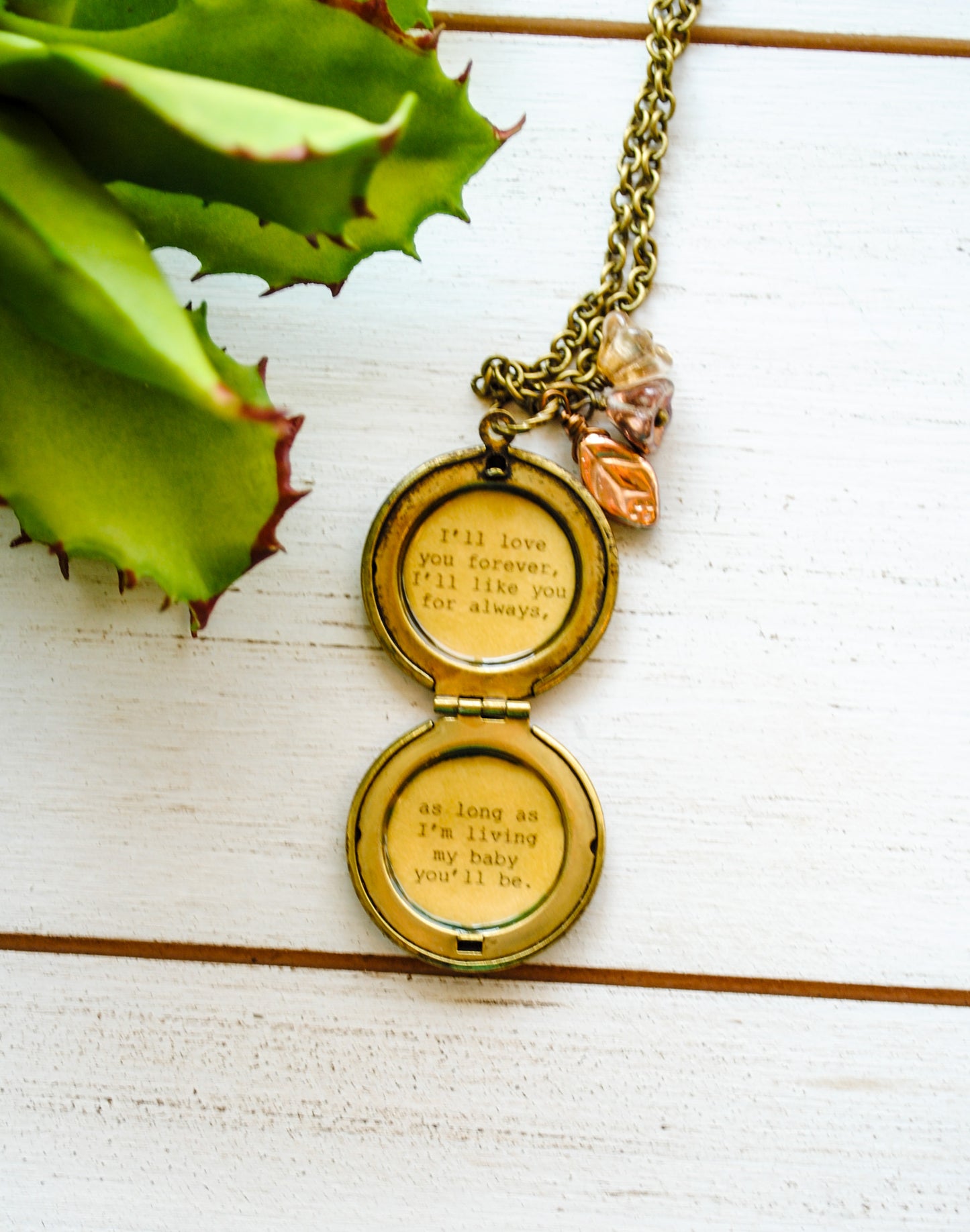 I'll love you forever I'll like you for always - my mommy you'll be - Mother Locket Antique Brass - Mom Quote - Quote Lockets - Mom and Me