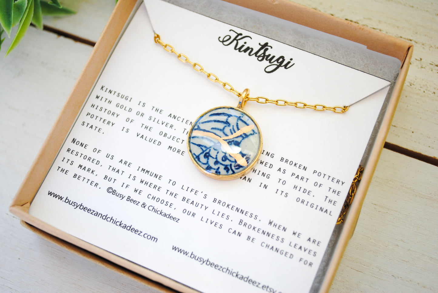Kintsugi Inspired Pendants - Kintsugi Necklace Round, blue wave and carpe