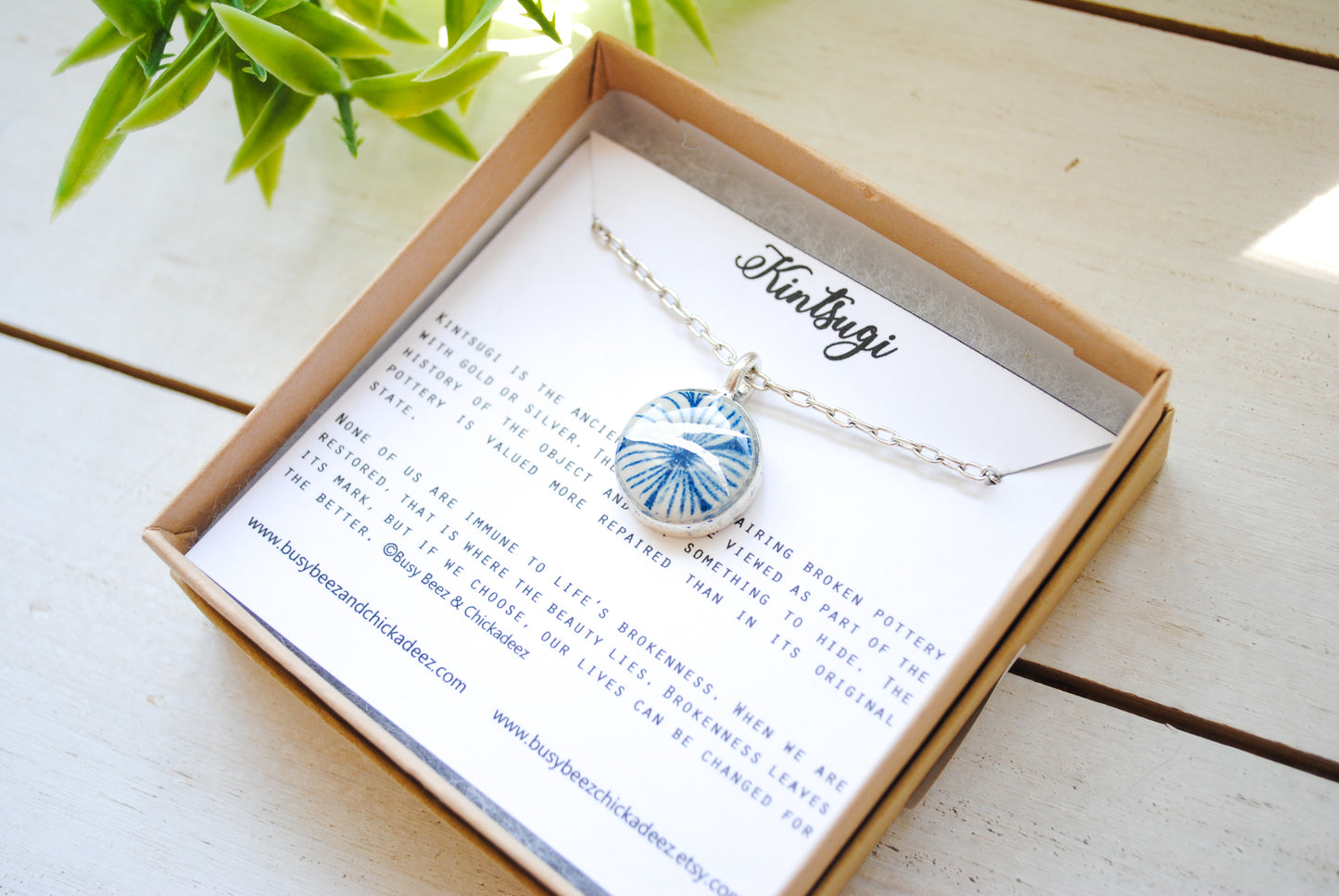 Kintsugi Inspired Pendants - Kintsugi Necklace Round, blue petal, silver small