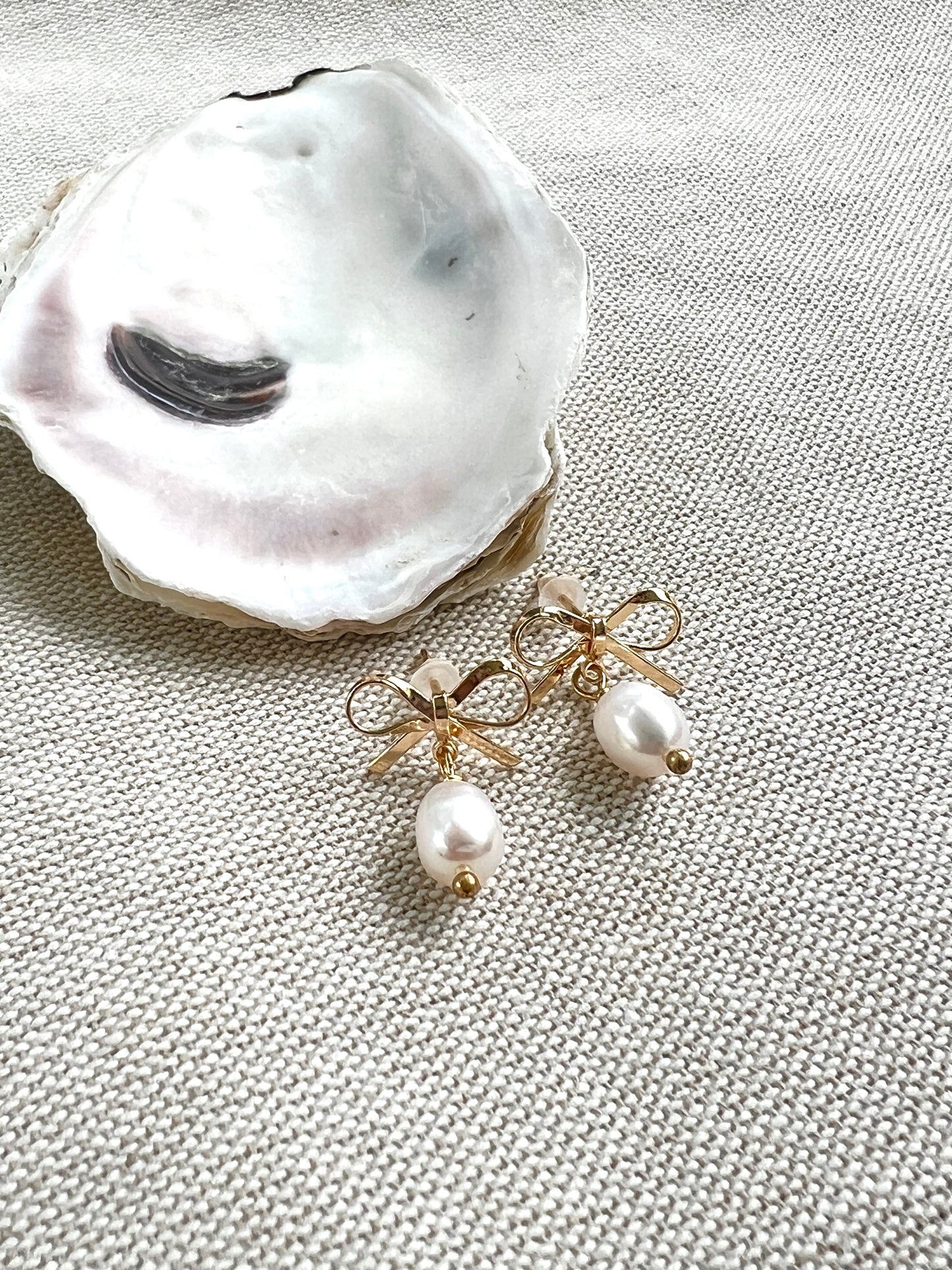 Bow Fresh Water Pearl Earrings - Coastal Cowgirl