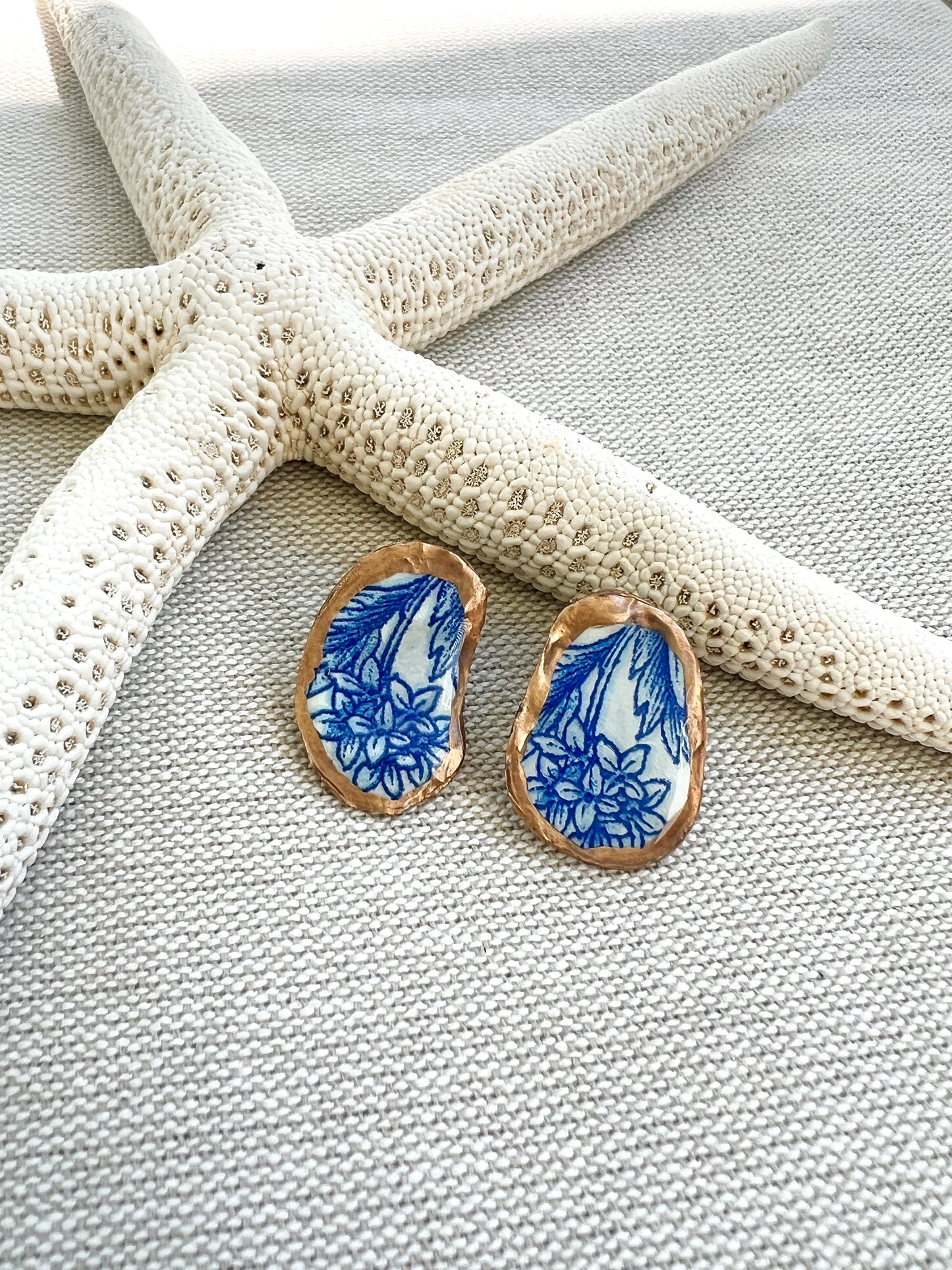 Blue and White Chinoserie Oyster Stud Earrings