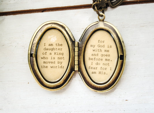 I am the daughter of a King - Women's Locket - Christian Jewelry, Faith Jewelry, Quote Necklace