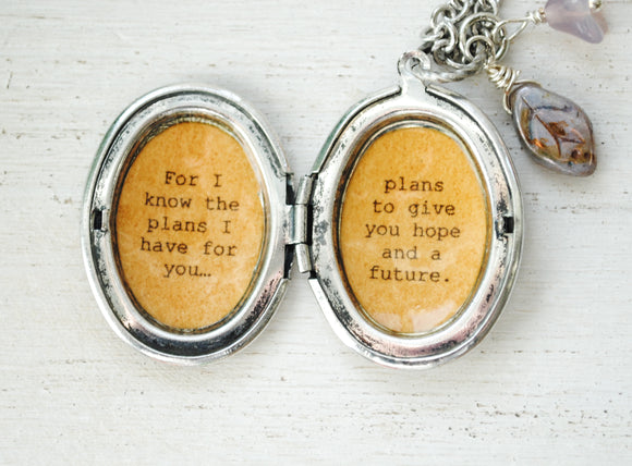 Faith Inspired - Women's Locket - Jeremiah 29 - For I know the plans I have for you