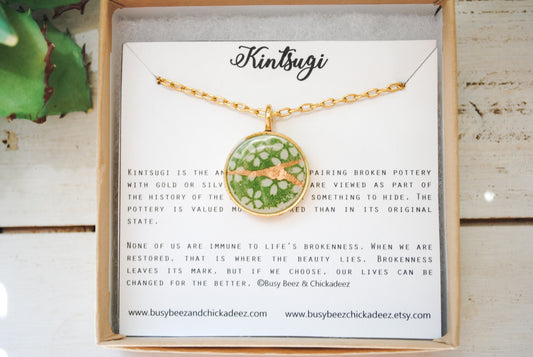 Kintsugi Inspired Pendants - Encouragement Gift - Kintsugi Necklace Round, green sakura, gold