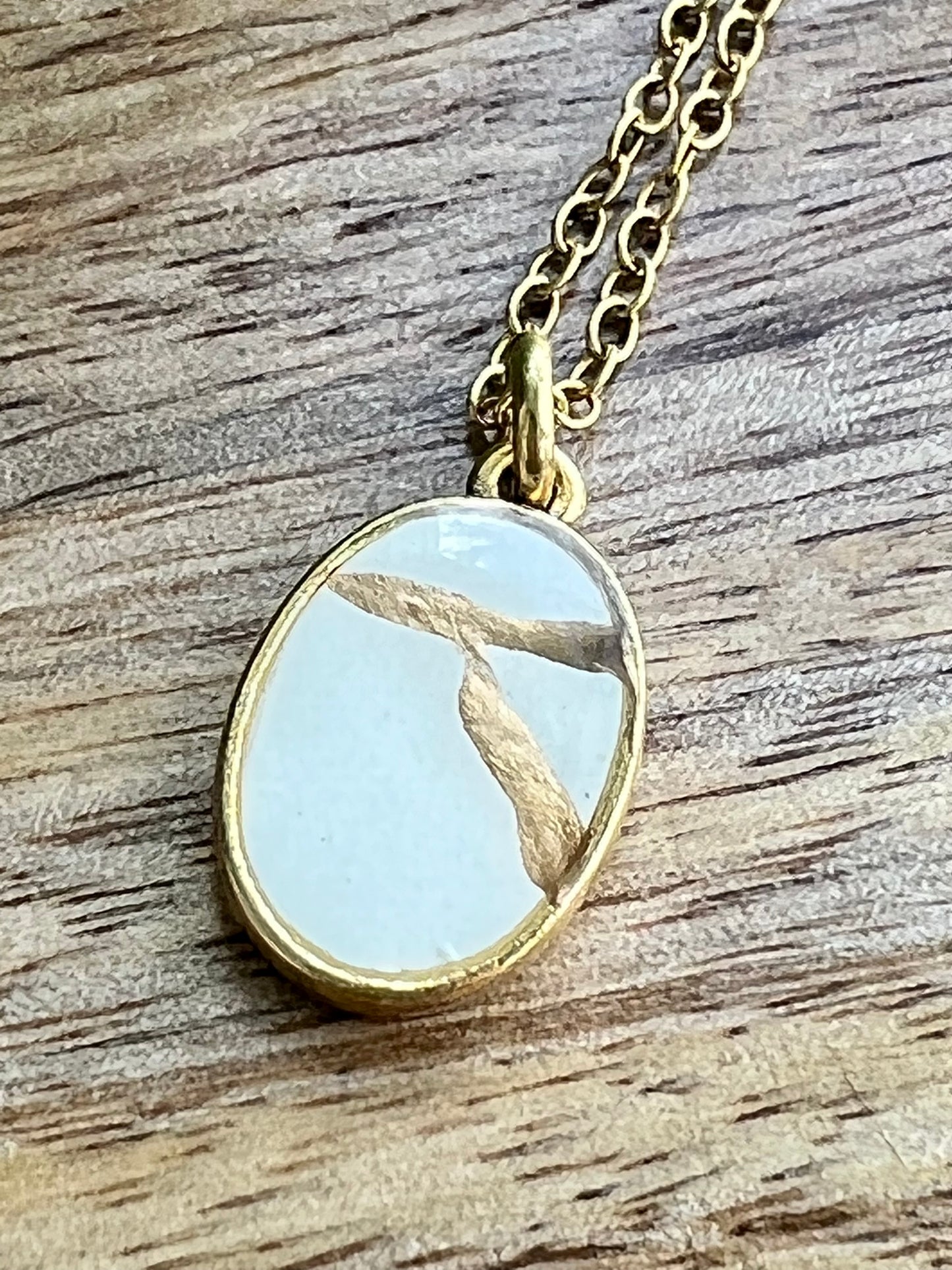 Kintsugi Inspired Pendants - Encouragement Gift - Kintsugi Oval Necklace, White, Gold